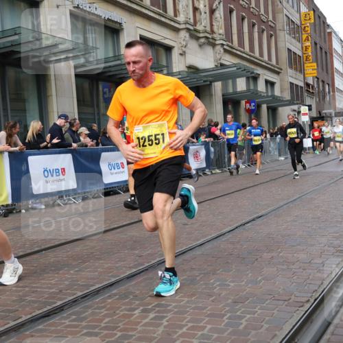 13.09.2026 - 21. swb-Marathon Bremen Strokosch-Dieckow http://msf.ph/oto/10318283 13.09.2026 10:57:56 Ziel 10249, 10494, 10530, 10543, 10604, 10673, 10750, 10798, 10826, 10828, 10903, 10914, 10931, 10932, 11004, 11120, 11131, 11152, 11202, 11295, 11388, 11403, 11420, 11455, 11686, 11750, 11752, 11884, 11906, 11952, 11953, 12017, 12092, 12386, 12387, 12441, 12482, 12518, 10078, 10460, 10559, 10565, 10707, 10728, 11136, 11153, 11245, 11332, 11532, 11568, 11824, 11856, 11863, 12222, 12228, 12231, 12264, 12427, 12551 meine-sportfotos.de