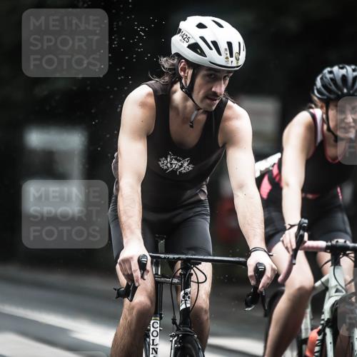 13.09.2026 - Stadtparktriathlon H.Heesch http://msf.ph/oto/10318300 13.09.2026 13:02:11 Radfahren 1204, 1217, 1273, 1373, 1411, 1425 meine-sportfotos.de