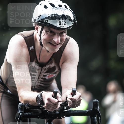 13.09.2026 - Stadtparktriathlon H.Heesch http://msf.ph/oto/10318334 13.09.2026 11:54:11 Radfahren 759, 882, 926 meine-sportfotos.de