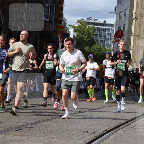 13.09.2026 - 21. swb-Marathon Bremen Strokosch-Dieckow http://msf.ph/oto/10318342 13.09.2026 13:31:03 Ziel 625, 800, 834, 1533, 1771, 1841, 1926, 1941, 2369, 2452, 2723, 2985, 4206, 4251, 4332, 4342, 4425, 4757, 4920, 5551, 5600, 5681, 5802, 5822, 5900, 6134, 6343, 6347, 6523, 6988, 7012, 7253, 7567, 7645, 9290, 9653, 9692, 9695, 9699, 9767, 9825, 13090, 217, 1398, 2244, 2513, 2802, 3396, 3762, 3800, 4477, 4647, 5673, 5720, 5846, 6419, 6619, 6732, 7296, 7359, 7637, 7812, 7882, 8035, 8097, 8342, 8382, 8726, 9147, 9274, 9337, 9822, 9969, 9977 meine-sportfotos.de