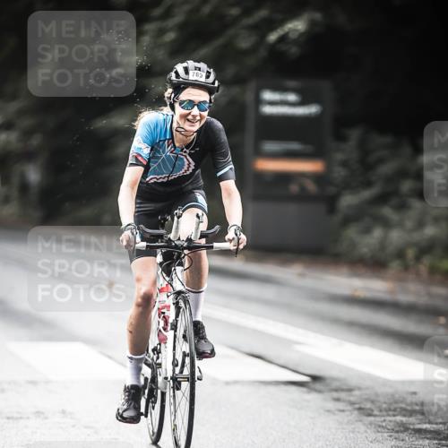 13.09.2026 - Stadtparktriathlon H.Heesch http://msf.ph/oto/10318350 13.09.2026 11:54:21 Radfahren 789, 824, 885, 933 meine-sportfotos.de