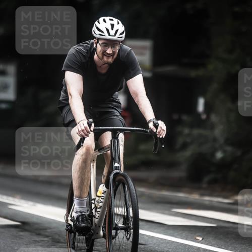 13.09.2026 - Stadtparktriathlon H.Heesch http://msf.ph/oto/10318374 13.09.2026 13:02:16 Radfahren 1204, 1262, 1273, 1356, 1373, 1395, 1396, 1425 meine-sportfotos.de