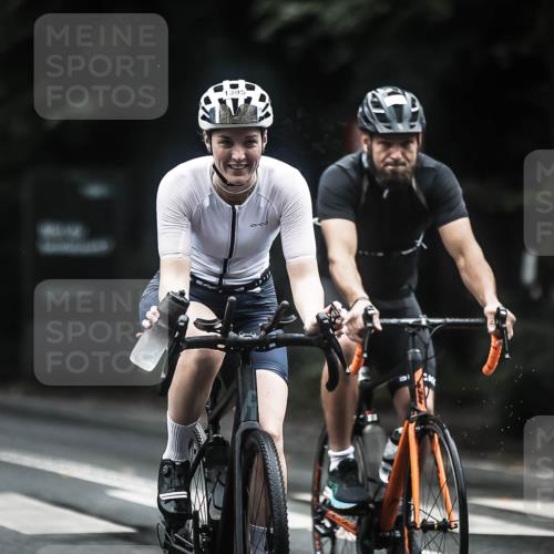 13.09.2026 - Stadtparktriathlon H.Heesch http://msf.ph/oto/10318392 13.09.2026 13:02:19 Radfahren 1195, 1204, 1262, 1347, 1356, 1364, 1380, 1395, 1396 meine-sportfotos.de