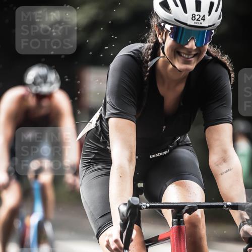 13.09.2026 - Stadtparktriathlon H.Heesch http://msf.ph/oto/10318516 13.09.2026 11:54:26 Radfahren 749, 789, 824, 885, 933 meine-sportfotos.de