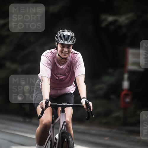 13.09.2026 - Stadtparktriathlon H.Heesch http://msf.ph/oto/10318523 13.09.2026 13:02:28 Radfahren 1195, 1334, 1347, 1363, 1364, 1380, 1408 meine-sportfotos.de
