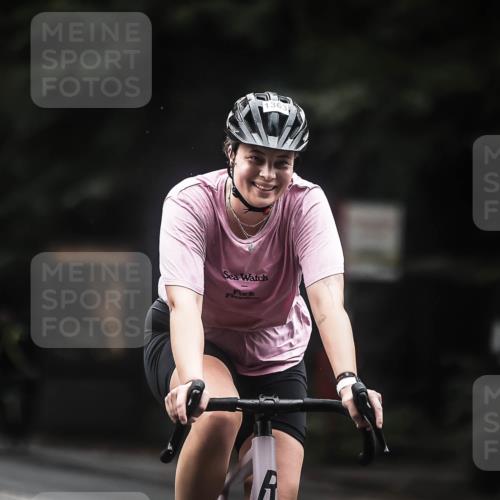 13.09.2026 - Stadtparktriathlon H.Heesch http://msf.ph/oto/10318540 13.09.2026 13:02:29 Radfahren 1195, 1220, 1334, 1347, 1363, 1364, 1380, 1408 meine-sportfotos.de