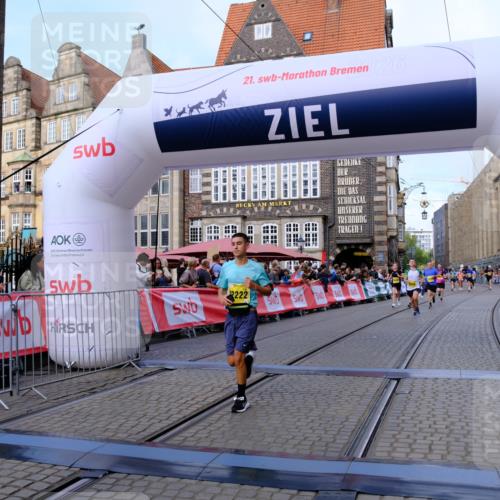 13.09.2026 - 21. swb-Marathon Bremen Tim E. http://msf.ph/oto/10318552 13.09.2026 10:57:55 Ziel 10177, 10394, 10460, 11106, 11153, 11245, 11365, 11480, 11532, 11568, 11734, 11965, 11966, 12037, 12111, 12222, 12228, 12264, 12372 meine-sportfotos.de