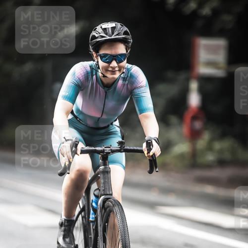 13.09.2026 - Stadtparktriathlon H.Heesch http://msf.ph/oto/10318586 13.09.2026 11:54:31 Radfahren 749, 824, 840, 885 meine-sportfotos.de