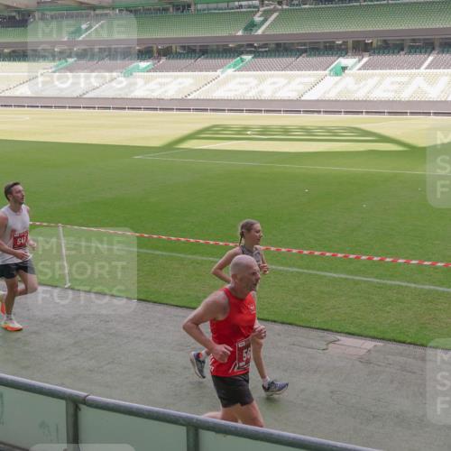 13.09.2026 - 21. swb-Marathon Bremen Michael Burmester http://msf.ph/oto/10318596 13.09.2026 12:53:48 Laufen im Stadion 102, 107, 145, 161, 189, 313, 376, 385, 461, 472, 481, 541, 560, 615, 616, 666, 675, 683, 696, 740, 755, 792, 816, 827, 982, 985, 987, 1033, 1056, 1076, 1207, 1252, 1297, 1419, 1433, 1445, 1468, 1528, 1542, 1551, 1631, 1646, 1658, 1664, 1704, 1707, 1814, 2007, 2043, 2055, 2203, 2280, 2350, 2362, 2401, 2422, 2454, 2480, 2499, 2623, 2701, 2767, 2801, 2820, 2824, 2858, 2882, 2913, 2962, 2971, 2997, 3012, 3054, 3149, 3236, 3336, 3357, 3362, 3413, 3448, 4605 meine-sportfotos.de