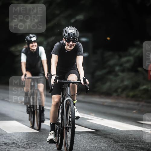 13.09.2026 - Stadtparktriathlon H.Heesch http://msf.ph/oto/10318613 13.09.2026 13:02:35 Radfahren 1193, 1220, 1334, 1378, 1408 meine-sportfotos.de
