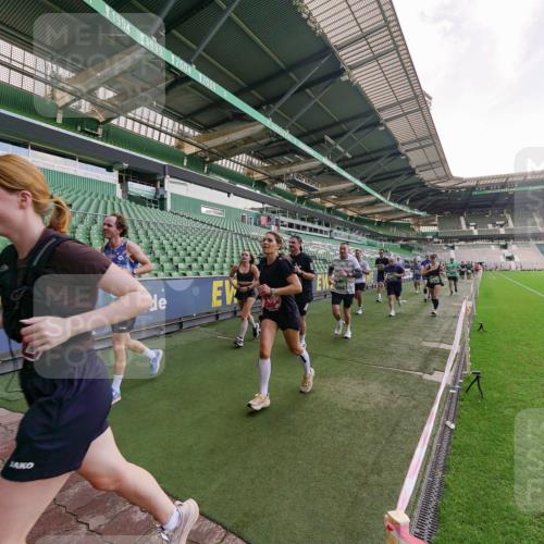 13.09.2026 - 21. swb-Marathon Bremen Michael Burmester http://msf.ph/oto/10318630 13.09.2026 13:16:55 Laufen im Stadion 134, 143, 153, 231, 267, 271, 449, 588, 598, 612, 653, 990, 1057, 1185, 1312, 1424, 1425, 1465, 1539, 1790, 1813, 1825, 1874, 1987, 2013, 2067, 2096, 2218, 2259, 2351, 2363, 2381, 2386, 2389, 2419, 2468, 2532, 2550, 2562, 2579, 2586, 2601, 2655, 2664, 2678, 2698, 2778, 2797, 2799, 2821, 2846, 2874, 2974, 2984, 2996, 3001, 3075, 3104, 3133, 3165, 3180, 3195, 3213, 3237, 3265, 3314, 3331, 3337, 3366, 3382, 3387, 3421, 3431, 3479, 3486, 3501, 3506, 3512, 3548 meine-sportfotos.de