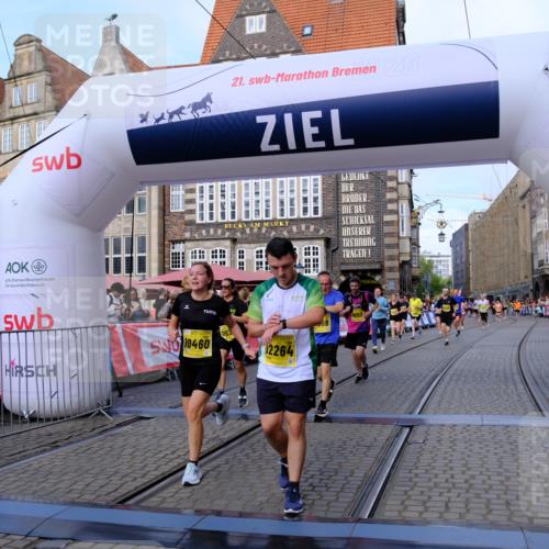 13.09.2026 - 21. swb-Marathon Bremen Tim E. http://msf.ph/oto/10318666 13.09.2026 10:58:00 Ziel 10460, 10707, 10728, 11106, 11153, 11245, 11532, 11568, 11856, 11965, 11966, 12222, 12228, 12231, 12264, 12427, 12555 meine-sportfotos.de