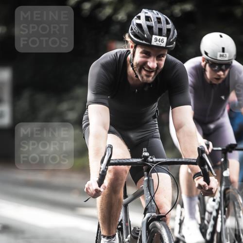 13.09.2026 - Stadtparktriathlon H.Heesch http://msf.ph/oto/10318711 13.09.2026 11:54:39 Radfahren 724, 763, 840, 863, 946 meine-sportfotos.de