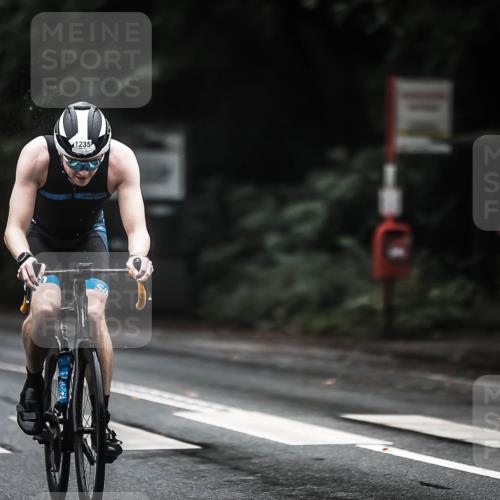 13.09.2026 - Stadtparktriathlon H.Heesch http://msf.ph/oto/10318723 13.09.2026 13:02:44 Radfahren 1193, 1235, 1375 meine-sportfotos.de