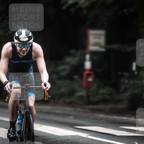13.09.2026 - Stadtparktriathlon H.Heesch http://msf.ph/oto/10318736 13.09.2026 13:02:44 Radfahren 1193, 1235, 1375 meine-sportfotos.de