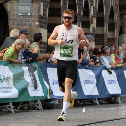 13.09.2026 - 21. swb-Marathon Bremen Strokosch-Dieckow http://msf.ph/oto/10318743 13.09.2026 13:07:24 Ziel 749, 1540, 1863, 3794, 3973, 6053, 7636, 7876, 8888, 9708, 9927, 819, 2135, 4990, 5570, 5976, 7803, 8060, 8467, 8611, 9035 meine-sportfotos.de