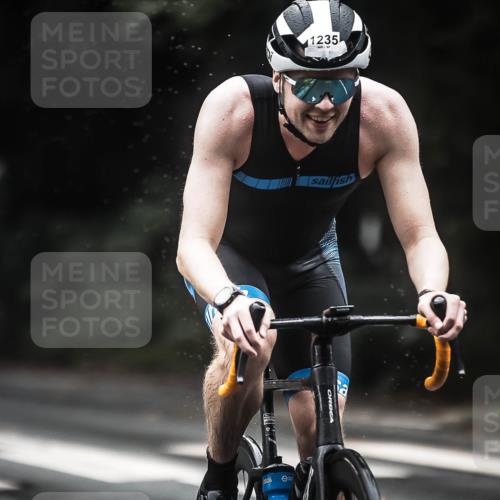 13.09.2026 - Stadtparktriathlon H.Heesch http://msf.ph/oto/10318761 13.09.2026 13:02:44 Radfahren 1193, 1235, 1375 meine-sportfotos.de
