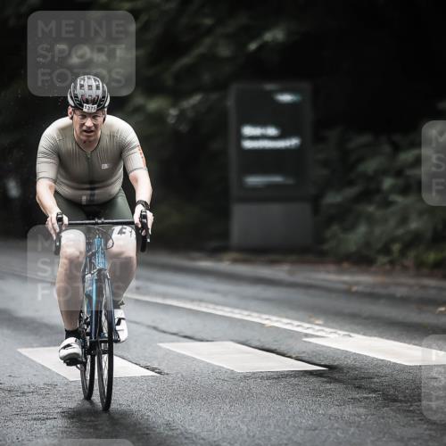 13.09.2026 - Stadtparktriathlon H.Heesch http://msf.ph/oto/10318781 13.09.2026 13:02:47 Radfahren 1193, 1235, 1375, 1405 meine-sportfotos.de