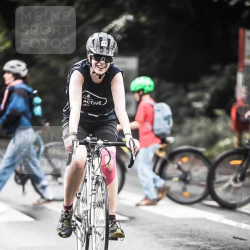 13.09.2026 - Stadtparktriathlon H.Heesch http://msf.ph/oto/10318792 13.09.2026 11:54:42 Radfahren 724, 763, 840, 863, 946 meine-sportfotos.de