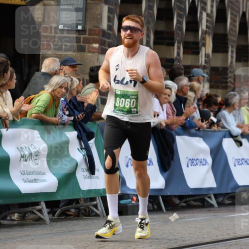 13.09.2026 - 21. swb-Marathon Bremen Strokosch-Dieckow http://msf.ph/oto/10318794 13.09.2026 13:07:24 Ziel 749, 1540, 1863, 3794, 3973, 6053, 7636, 7876, 8888, 9708, 9927, 819, 2135, 4990, 5570, 5976, 7803, 8060, 8467, 8611, 9035 meine-sportfotos.de
