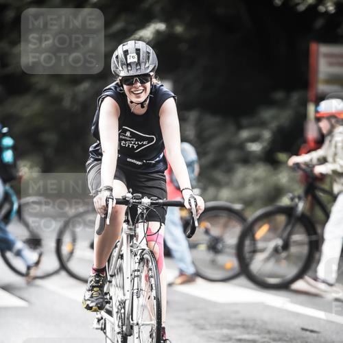 13.09.2026 - Stadtparktriathlon H.Heesch http://msf.ph/oto/10318799 13.09.2026 11:54:42 Radfahren 724, 763, 840, 863, 946 meine-sportfotos.de