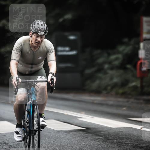13.09.2026 - Stadtparktriathlon H.Heesch http://msf.ph/oto/10318803 13.09.2026 13:02:47 Radfahren 1193, 1235, 1375, 1405 meine-sportfotos.de