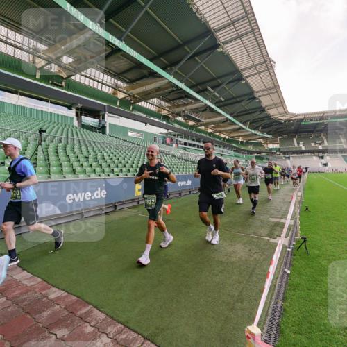 13.09.2026 - 21. swb-Marathon Bremen Michael Burmester http://msf.ph/oto/10318807 13.09.2026 13:17:13 Laufen im Stadion 134, 153, 231, 267, 271, 311, 449, 588, 598, 612, 653, 990, 1057, 1185, 1312, 1424, 1425, 1465, 1539, 1790, 1813, 1825, 1987, 2013, 2067, 2096, 2218, 2259, 2351, 2363, 2381, 2389, 2419, 2468, 2532, 2550, 2562, 2579, 2586, 2601, 2647, 2655, 2664, 2678, 2698, 2778, 2797, 2799, 2821, 2846, 2893, 2974, 2984, 2996, 3001, 3104, 3133, 3180, 3195, 3213, 3237, 3314, 3331, 3337, 3366, 3387, 3421, 3431, 3479, 3486, 3501, 3506, 3512, 3548, 3654 meine-sportfotos.de