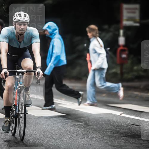 13.09.2026 - Stadtparktriathlon H.Heesch http://msf.ph/oto/10318856 13.09.2026 13:02:57 Radfahren 1251, 1366, 1405, 1417 meine-sportfotos.de