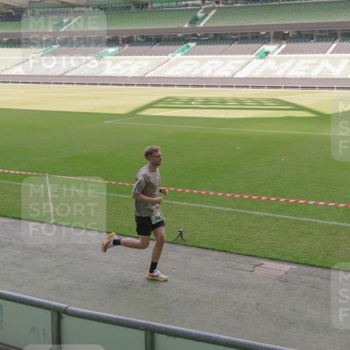 13.09.2026 - 21. swb-Marathon Bremen Michael Burmester http://msf.ph/oto/10318872 13.09.2026 12:54:01 Laufen im Stadion 102, 145, 161, 189, 201, 313, 376, 385, 461, 472, 481, 541, 560, 615, 616, 666, 675, 696, 740, 755, 816, 827, 982, 985, 987, 1053, 1056, 1076, 1207, 1252, 1297, 1419, 1433, 1445, 1468, 1528, 1542, 1551, 1631, 1658, 1664, 1704, 1707, 1814, 2007, 2043, 2055, 2203, 2280, 2350, 2362, 2390, 2401, 2422, 2454, 2499, 2623, 2701, 2733, 2801, 2820, 2824, 2858, 2870, 2882, 2913, 2922, 2962, 2971, 2997, 3012, 3054, 3206, 3236, 3241, 3356, 3357, 3362, 3413, 4605 meine-sportfotos.de