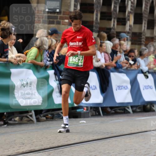 13.09.2026 - 21. swb-Marathon Bremen Strokosch-Dieckow http://msf.ph/oto/10318875 13.09.2026 13:07:28 Ziel 1540, 1863, 3794, 3973, 4808, 6053, 7636, 7876, 8980, 9708, 9927, 819, 2135, 4990, 5570, 5976, 7558, 7803, 8467, 8611, 8737, 9035 meine-sportfotos.de
