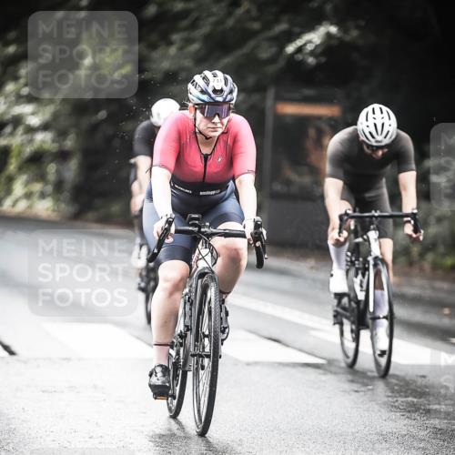 13.09.2026 - Stadtparktriathlon H.Heesch http://msf.ph/oto/10318879 13.09.2026 11:54:50 Radfahren 731, 859, 860, 869, 935 meine-sportfotos.de