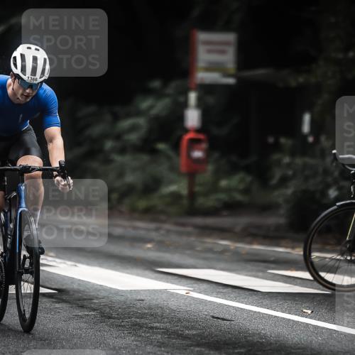 13.09.2026 - Stadtparktriathlon H.Heesch http://msf.ph/oto/10318897 13.09.2026 13:03:02 Radfahren 1100, 1251, 1366, 1417 meine-sportfotos.de