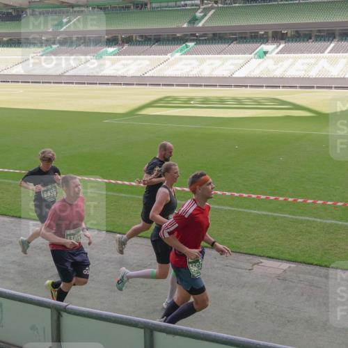 13.09.2026 - 21. swb-Marathon Bremen Michael Burmester http://msf.ph/oto/10318920 13.09.2026 12:54:05 Laufen im Stadion 102, 145, 161, 189, 201, 313, 376, 385, 461, 472, 481, 541, 560, 615, 616, 666, 675, 696, 740, 755, 816, 827, 982, 985, 987, 1053, 1056, 1076, 1207, 1297, 1419, 1433, 1445, 1468, 1528, 1542, 1551, 1631, 1658, 1664, 1704, 1707, 1814, 2043, 2055, 2280, 2350, 2362, 2390, 2401, 2422, 2454, 2474, 2499, 2623, 2701, 2733, 2801, 2820, 2824, 2858, 2870, 2882, 2913, 2922, 2962, 2971, 2997, 3012, 3054, 3134, 3206, 3236, 3241, 3356, 3357, 3362, 3413, 4605 meine-sportfotos.de