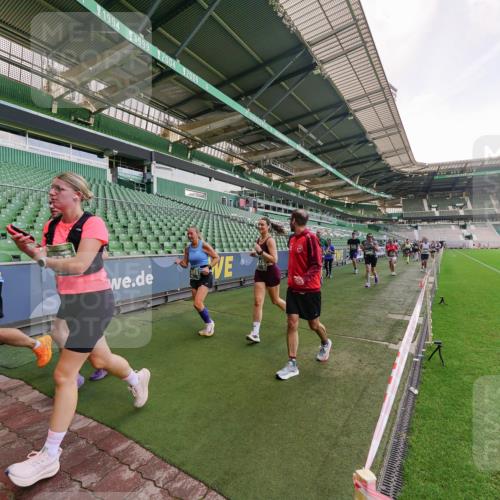 13.09.2026 - 21. swb-Marathon Bremen Michael Burmester http://msf.ph/oto/10318945 13.09.2026 13:17:25 Laufen im Stadion 134, 153, 231, 267, 271, 311, 404, 449, 588, 732, 753, 837, 990, 1057, 1185, 1312, 1424, 1425, 1465, 1539, 1790, 1813, 1825, 1844, 1868, 1987, 2056, 2067, 2096, 2259, 2351, 2357, 2358, 2363, 2381, 2389, 2419, 2532, 2550, 2562, 2579, 2586, 2601, 2647, 2655, 2664, 2698, 2778, 2797, 2799, 2821, 2846, 2849, 2880, 2893, 2974, 2984, 2996, 3104, 3133, 3146, 3180, 3195, 3210, 3213, 3314, 3331, 3337, 3366, 3387, 3421, 3431, 3476, 3479, 3501, 3506, 3537, 3548, 3633, 3654 meine-sportfotos.de
