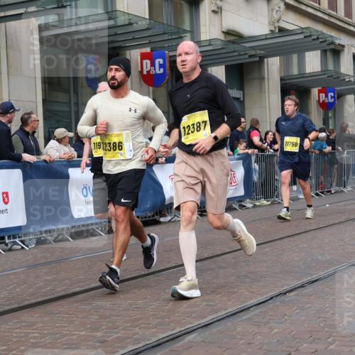 13.09.2026 - 21. swb-Marathon Bremen Strokosch-Dieckow http://msf.ph/oto/10318953 13.09.2026 10:58:11 Ziel 10249, 10530, 10878, 10879, 11004, 11030, 11120, 11131, 11152, 11189, 11202, 11384, 11403, 11420, 11455, 11686, 11750, 11906, 11952, 11953, 11955, 12092, 12180, 12237, 12320, 12499, 12505, 12518, 10078, 10249, 10494, 10543, 10559, 10565, 10604, 10673, 10728, 10750, 10798, 10826, 10828, 10903, 10914, 10931, 10932, 11120, 11136, 11295, 11332, 11388, 11420, 11752, 11824, 11856, 11863, 11884, 11952, 12017, 12386, 12387, 12427, 12441, 12482, 12551 meine-sportfotos.de