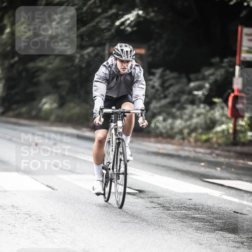 13.09.2026 - Stadtparktriathlon H.Heesch http://msf.ph/oto/10318965 13.09.2026 11:54:55 Radfahren 731, 733, 754, 859, 860, 869, 891, 935 meine-sportfotos.de