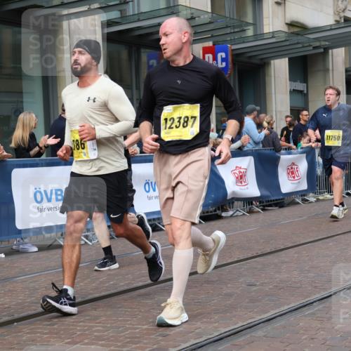 13.09.2026 - 21. swb-Marathon Bremen Strokosch-Dieckow http://msf.ph/oto/10318975 13.09.2026 10:58:12 Ziel 10530, 10878, 10879, 11004, 11030, 11131, 11152, 11189, 11202, 11384, 11403, 11455, 11686, 11750, 11906, 11953, 11955, 12092, 12180, 12237, 12320, 12499, 12505, 12518, 10078, 10249, 10494, 10530, 10543, 10559, 10565, 10604, 10673, 10750, 10798, 10826, 10828, 10903, 10914, 10931, 10932, 11120, 11131, 11136, 11295, 11332, 11388, 11420, 11752, 11824, 11863, 11884, 11952, 12017, 12386, 12387, 12441, 12482, 12551 meine-sportfotos.de