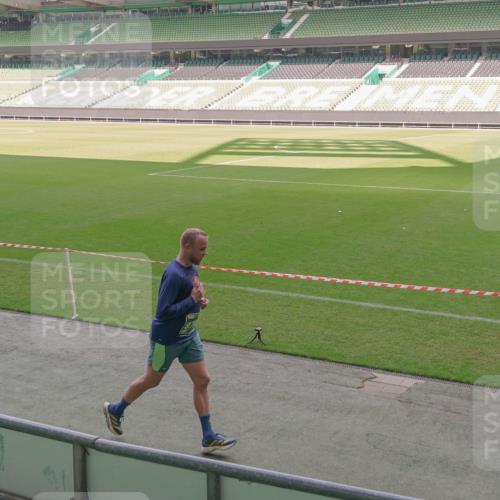 13.09.2026 - 21. swb-Marathon Bremen Michael Burmester http://msf.ph/oto/10318979 13.09.2026 12:54:08 Laufen im Stadion 102, 145, 161, 189, 201, 313, 376, 385, 461, 472, 481, 541, 560, 615, 616, 666, 675, 696, 740, 755, 816, 827, 982, 985, 987, 1053, 1056, 1076, 1207, 1419, 1433, 1445, 1468, 1528, 1551, 1631, 1658, 1664, 1704, 1707, 1814, 2055, 2280, 2350, 2362, 2390, 2401, 2422, 2454, 2474, 2499, 2623, 2701, 2733, 2801, 2820, 2824, 2858, 2870, 2882, 2913, 2922, 2962, 2971, 2997, 3012, 3054, 3134, 3175, 3206, 3236, 3241, 3356, 3357, 3362, 3413, 4605 meine-sportfotos.de