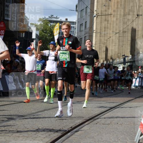 13.09.2026 - 21. swb-Marathon Bremen Strokosch-Dieckow http://msf.ph/oto/10318983 13.09.2026 13:31:04 Ziel 244, 625, 800, 834, 1533, 1771, 1841, 1926, 1941, 2369, 2452, 2723, 2985, 4206, 4251, 4332, 4342, 4425, 4757, 4920, 5551, 5600, 5681, 5802, 5822, 5900, 6134, 6343, 6347, 6523, 7012, 7253, 7567, 7645, 9290, 9507, 9653, 9692, 9699, 9767, 9825, 13090, 217, 1398, 2244, 2513, 2802, 3396, 3762, 4477, 4647, 5673, 5720, 5846, 6419, 6619, 6732, 7296, 7359, 7812, 7882, 8035, 8097, 8342, 8382, 8726, 9147, 9274, 9337, 9822, 9969, 9977, 13066 meine-sportfotos.de