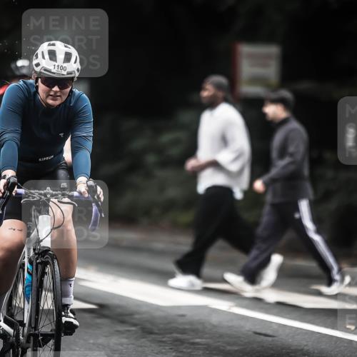 13.09.2026 - Stadtparktriathlon H.Heesch http://msf.ph/oto/10318991 13.09.2026 13:03:08 Radfahren 1100, 1234, 1251, 1257 meine-sportfotos.de