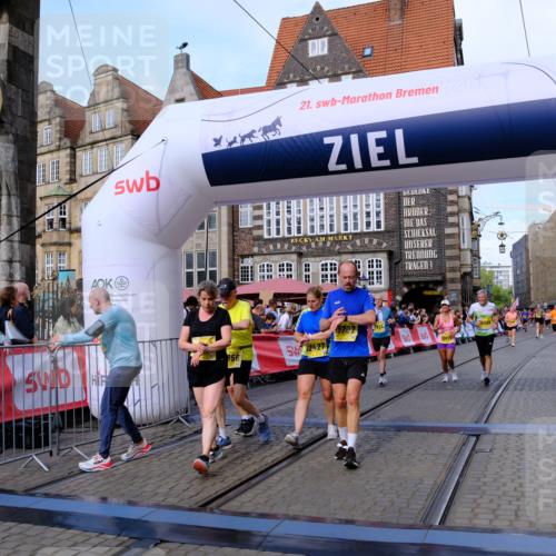 13.09.2026 - 21. swb-Marathon Bremen Tim E. http://msf.ph/oto/10319020 13.09.2026 10:58:07 Ziel 10078, 10460, 10559, 10565, 10707, 10728, 11136, 11153, 11332, 11532, 11568, 11824, 11856, 11863, 12222, 12228, 12231, 12264, 12427, 12551, 12555 meine-sportfotos.de