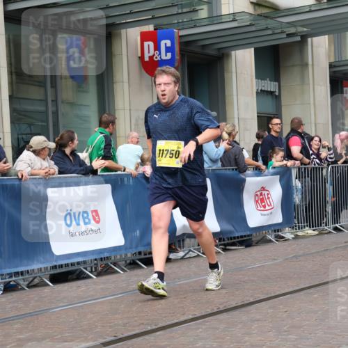 13.09.2026 - 21. swb-Marathon Bremen Strokosch-Dieckow http://msf.ph/oto/10319027 13.09.2026 10:58:13 Ziel 10878, 10879, 11004, 11030, 11152, 11189, 11202, 11384, 11403, 11455, 11686, 11743, 11750, 11906, 11953, 11955, 12092, 12180, 12237, 12320, 12499, 12505, 12518, 10078, 10249, 10494, 10530, 10543, 10559, 10565, 10604, 10673, 10750, 10798, 10826, 10828, 10903, 10914, 10931, 10932, 11120, 11131, 11136, 11295, 11332, 11388, 11420, 11752, 11824, 11863, 11884, 11952, 12017, 12386, 12387, 12441, 12482, 12551 meine-sportfotos.de