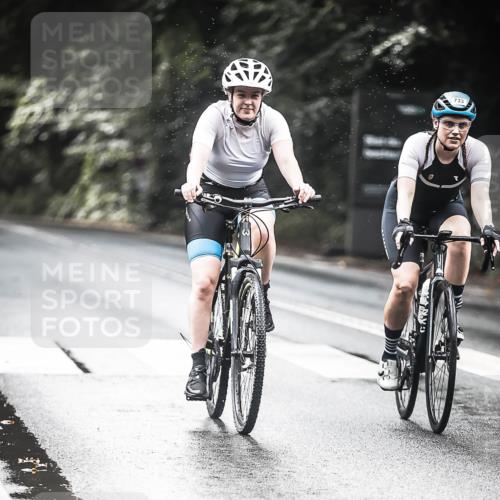 13.09.2026 - Stadtparktriathlon H.Heesch http://msf.ph/oto/10319030 13.09.2026 11:55:00 Radfahren 733, 754, 859, 891, 897, 1017 meine-sportfotos.de