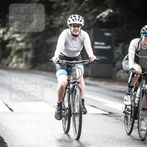 13.09.2026 - Stadtparktriathlon H.Heesch http://msf.ph/oto/10319040 13.09.2026 11:55:01 Radfahren 733, 754, 859, 891, 897, 1017 meine-sportfotos.de