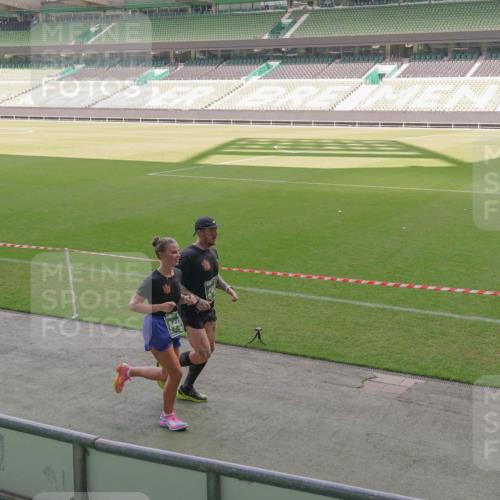 13.09.2026 - 21. swb-Marathon Bremen Michael Burmester http://msf.ph/oto/10319047 13.09.2026 12:54:11 Laufen im Stadion 102, 145, 161, 189, 201, 313, 376, 385, 461, 472, 481, 541, 560, 615, 616, 666, 675, 696, 740, 755, 816, 827, 982, 985, 987, 1053, 1056, 1076, 1207, 1419, 1433, 1445, 1468, 1528, 1551, 1599, 1631, 1658, 1664, 1704, 1707, 1814, 2055, 2280, 2350, 2362, 2383, 2390, 2401, 2422, 2454, 2474, 2499, 2623, 2701, 2733, 2801, 2820, 2824, 2858, 2870, 2882, 2913, 2922, 2962, 2971, 2997, 3012, 3054, 3134, 3175, 3206, 3236, 3241, 3356, 3357, 3362, 3413 meine-sportfotos.de
