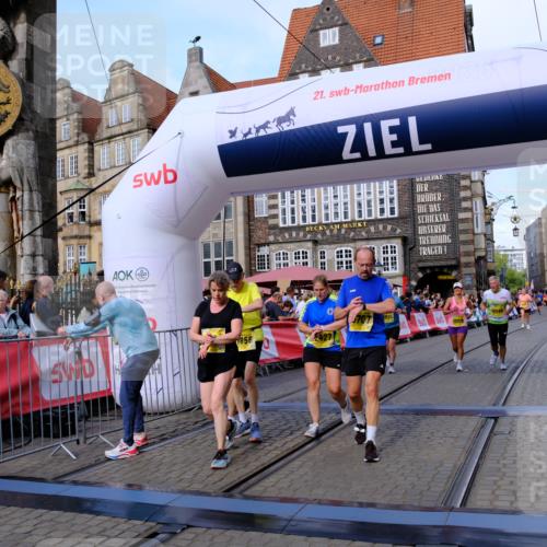 13.09.2026 - 21. swb-Marathon Bremen Tim E. http://msf.ph/oto/10319051 13.09.2026 10:58:07 Ziel 10078, 10460, 10559, 10565, 10707, 10728, 11136, 11153, 11332, 11532, 11568, 11824, 11856, 11863, 12222, 12228, 12231, 12264, 12427, 12551, 12555 meine-sportfotos.de