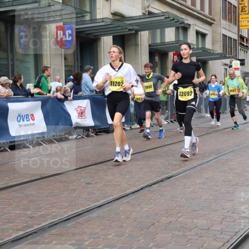 13.09.2026 - 21. swb-Marathon Bremen Strokosch-Dieckow http://msf.ph/oto/10319083 13.09.2026 10:58:14 Ziel 10878, 10879, 11004, 11030, 11152, 11189, 11202, 11384, 11403, 11455, 11488, 11686, 11743, 11750, 11906, 11953, 11955, 12092, 12180, 12237, 12320, 12499, 12505, 12518, 10249, 10494, 10530, 10543, 10559, 10604, 10673, 10750, 10798, 10826, 10828, 10903, 10914, 10931, 10932, 11120, 11131, 11136, 11295, 11332, 11388, 11420, 11752, 11863, 11884, 11906, 11952, 12017, 12386, 12387, 12441, 12482, 12551 meine-sportfotos.de
