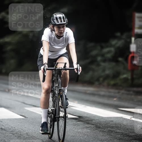 13.09.2026 - Stadtparktriathlon H.Heesch http://msf.ph/oto/10319126 13.09.2026 13:03:25 Radfahren 1078, 1250, 1348, 1426 meine-sportfotos.de