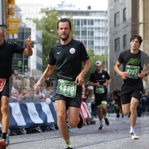 13.09.2026 - 21. swb-Marathon Bremen Strokosch-Dieckow http://msf.ph/oto/10319135 13.09.2026 13:07:38 Ziel 1540, 1863, 2706, 3043, 3118, 4743, 4808, 6053, 7636, 7876, 8060, 8098, 8980, 9927, 969, 4732, 4852, 4990, 7558, 8737, 9356 meine-sportfotos.de