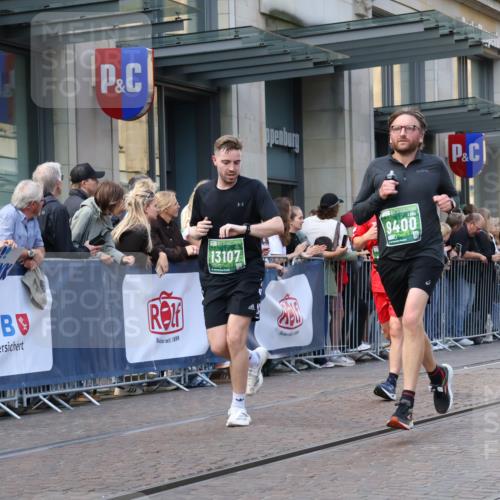 13.09.2026 - 21. swb-Marathon Bremen Strokosch-Dieckow http://msf.ph/oto/10319144 13.09.2026 13:17:24 Ziel 560, 771, 1297, 2008, 2125, 2234, 2812, 3051, 3192, 3760, 4171, 4286, 4374, 4498, 4499, 4620, 5041, 5530, 5550, 5817, 7901, 8100, 8250, 8253, 8446, 9075, 9400, 9505, 9595, 9596, 13041, 13107, 842, 2052, 3148, 4156, 4805, 6095, 6624, 6734, 6759, 6803, 6953, 7284, 8111, 8253, 8418, 8532, 8714, 8858 meine-sportfotos.de